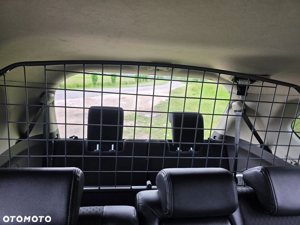 Mitsubishi Outlander 2.2 DID Instyle Navi - 32