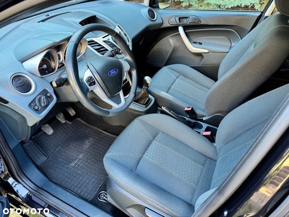 Ford Fiesta 1.6 Ti-VCT Titanium - 8