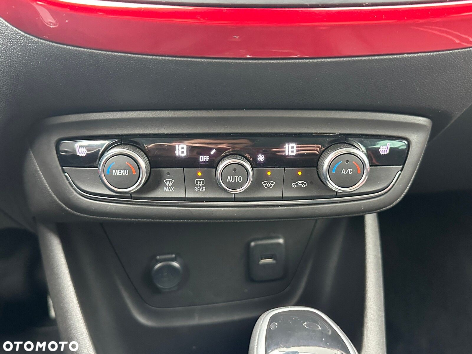 Opel Crossland - 25