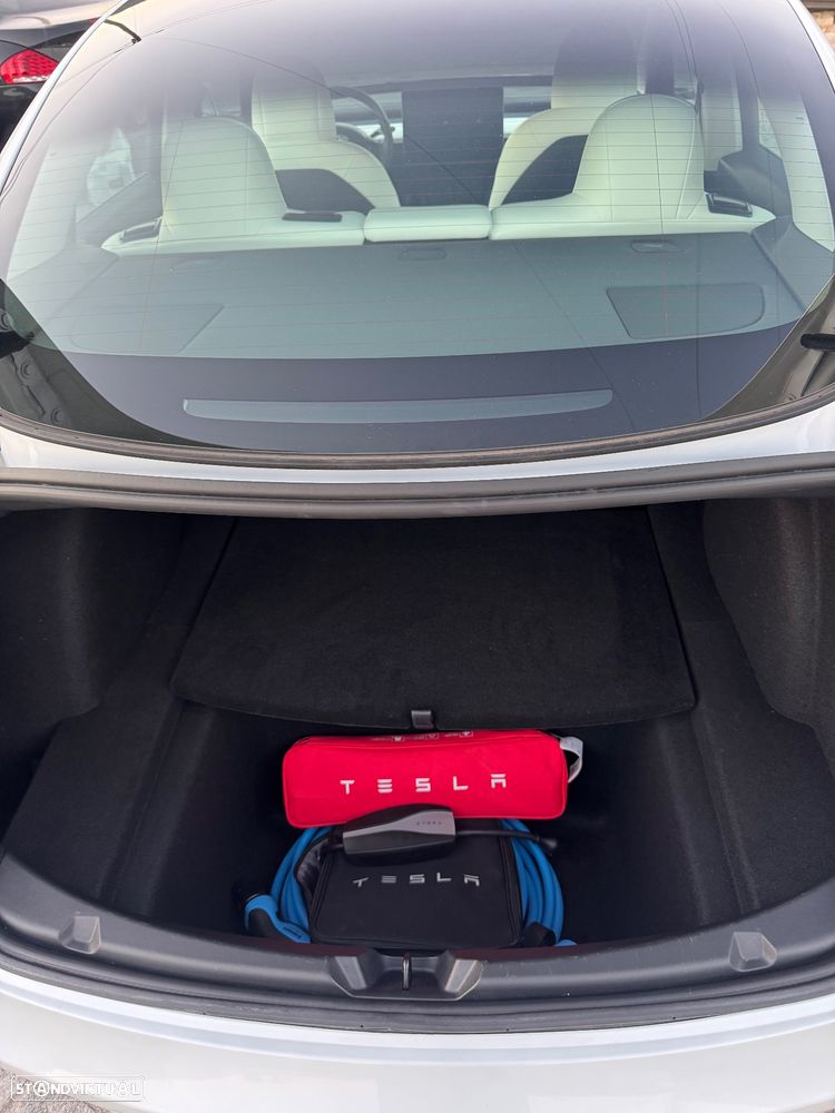 Tesla Model 3 Long Range AWD Dual Motor Performance - 18
