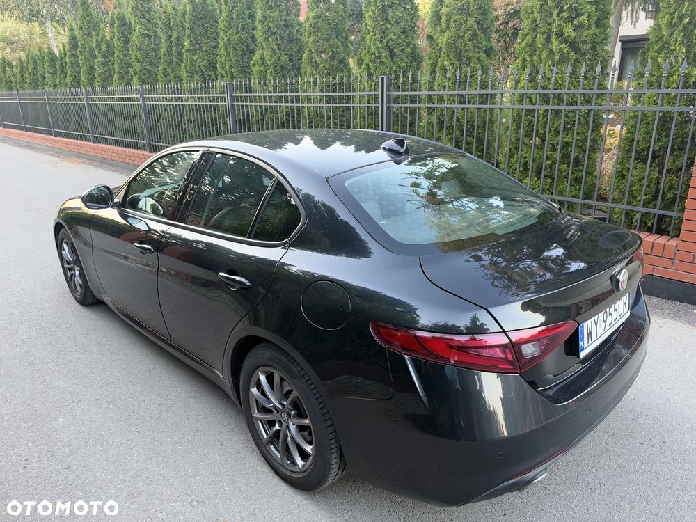 Alfa Romeo Giulia - 12