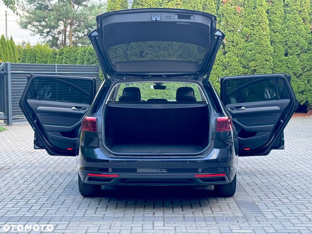 Volkswagen Passat 1.6 TDI SCR DSG Trendline - 14