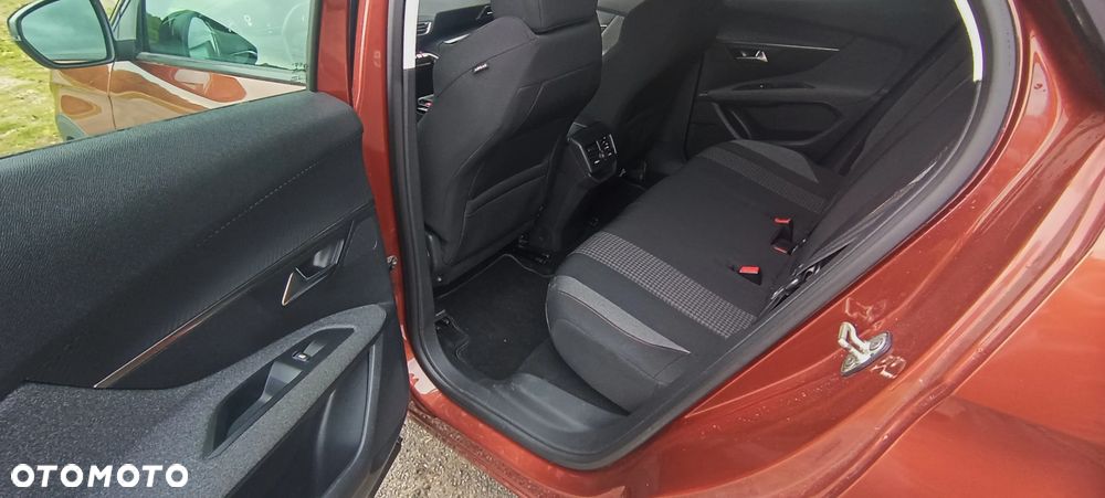 Peugeot 3008 - 16
