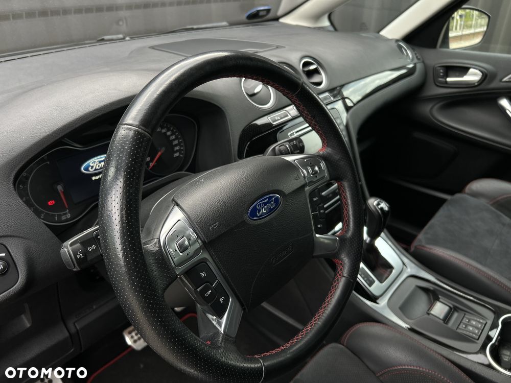 Ford S-Max 2.0 EcoBoost ST-Line - 19