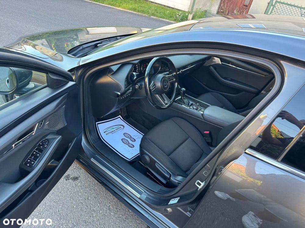 Mazda 3 - 9