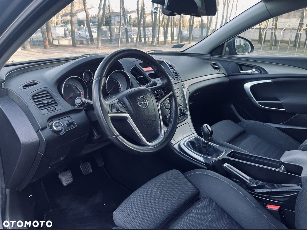 Opel Insignia 2.0 CDTI - 6