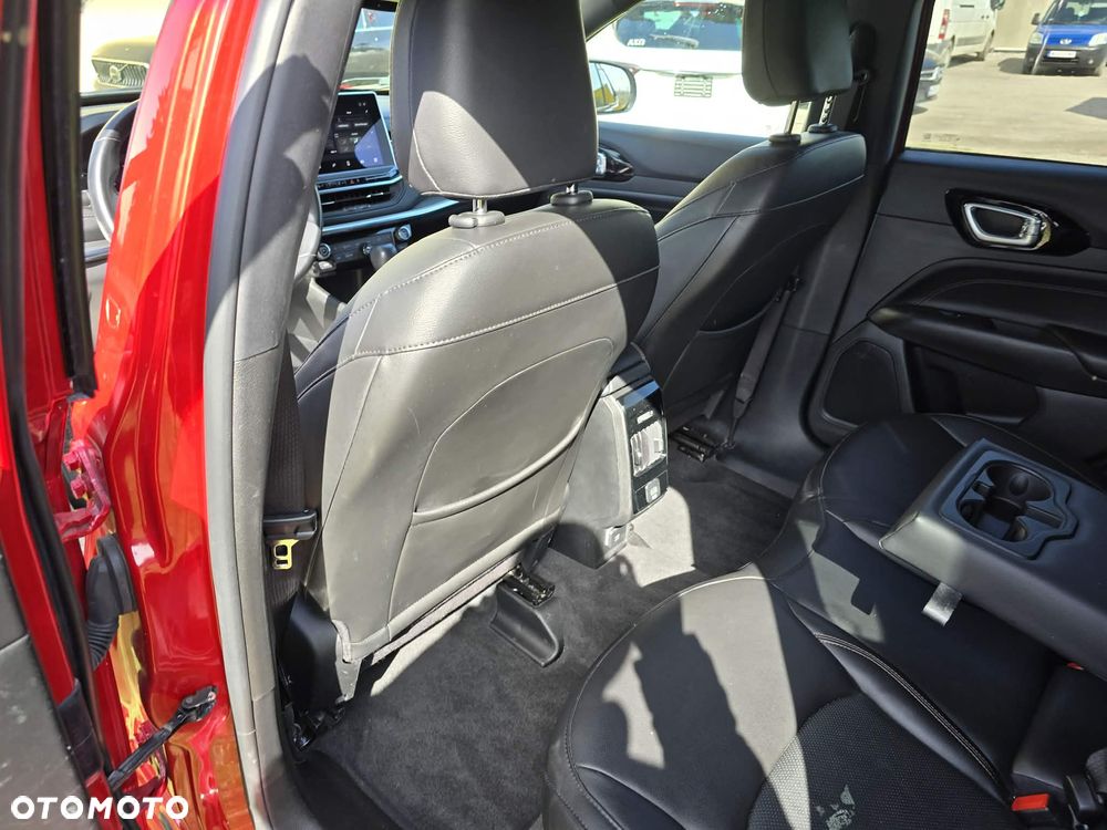 Jeep Compass - 10