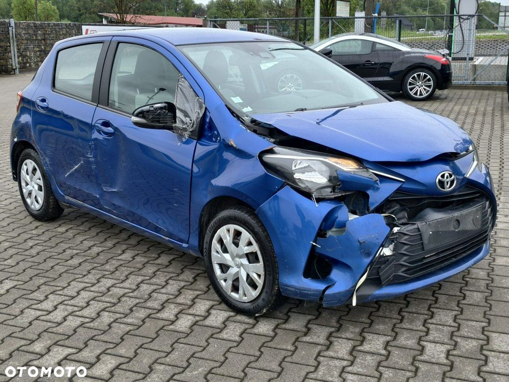 Toyota Yaris - 1