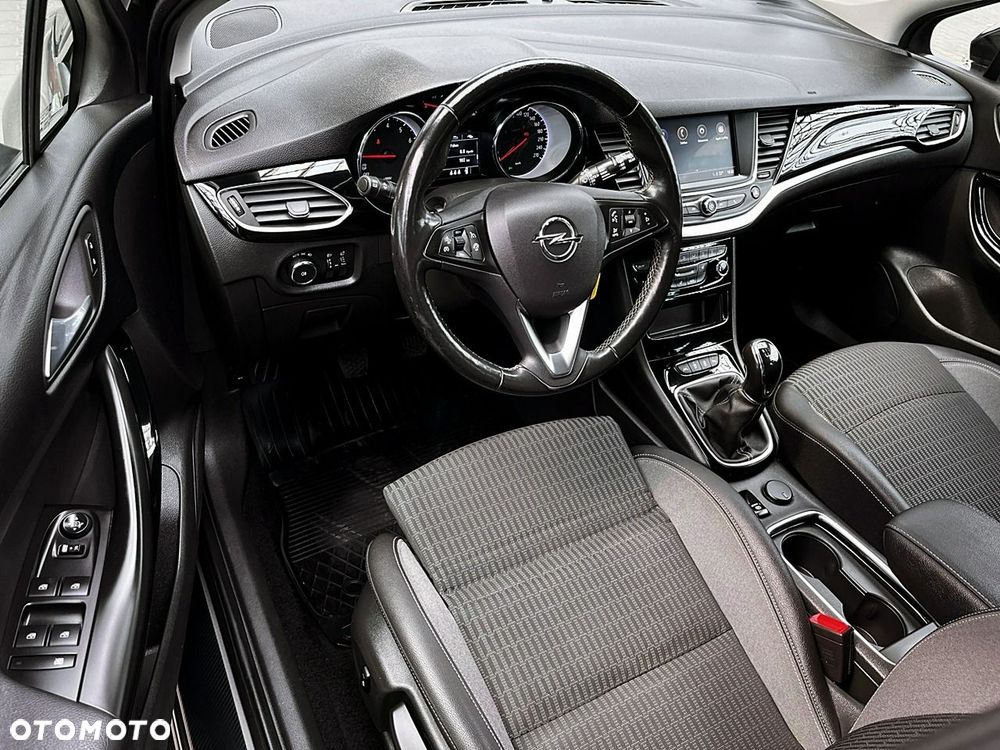 Opel Astra - 16