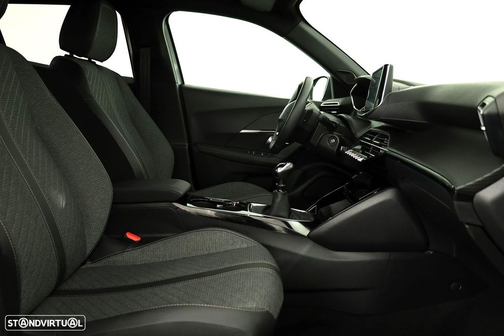 Peugeot 2008 1.2 PureTech Allure - 19