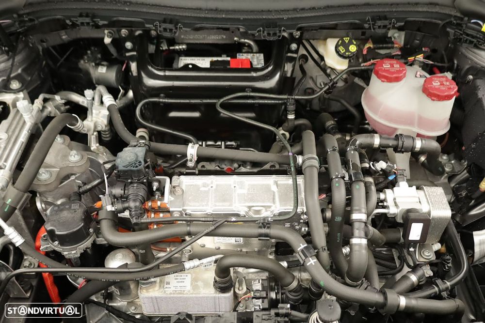 Mercedes-Benz EQA 250+ Progressive - 25