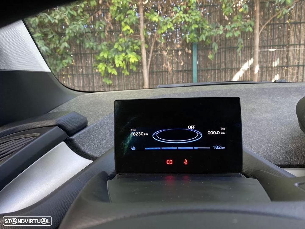 BMW i3 120Ah - 25