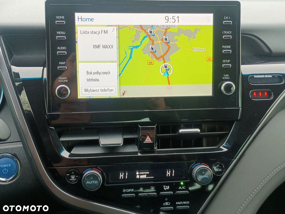 Toyota Camry 2.5 Hybrid Executive CVT - 11