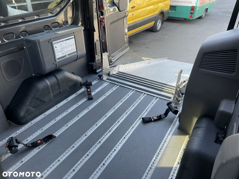Ford Transit - 38