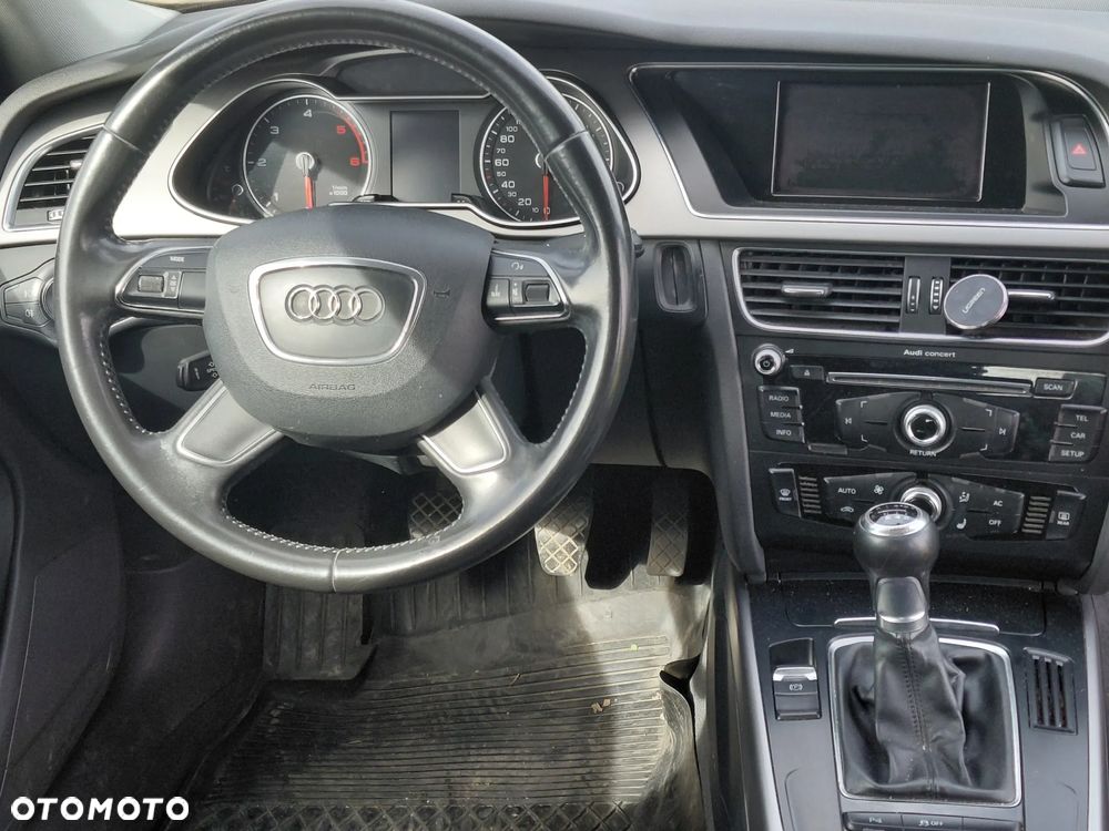 Audi A4 Avant - 11