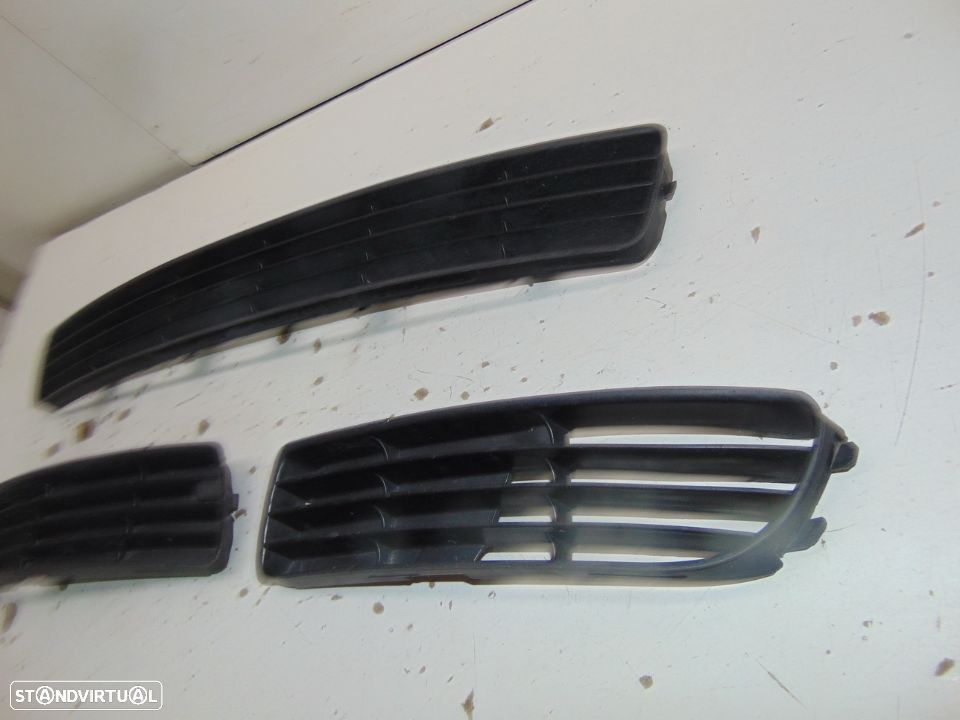 Audi a4 carro e carrinha 1 modelo grelhas do pára-choques/Aro da frente do rádio - 3