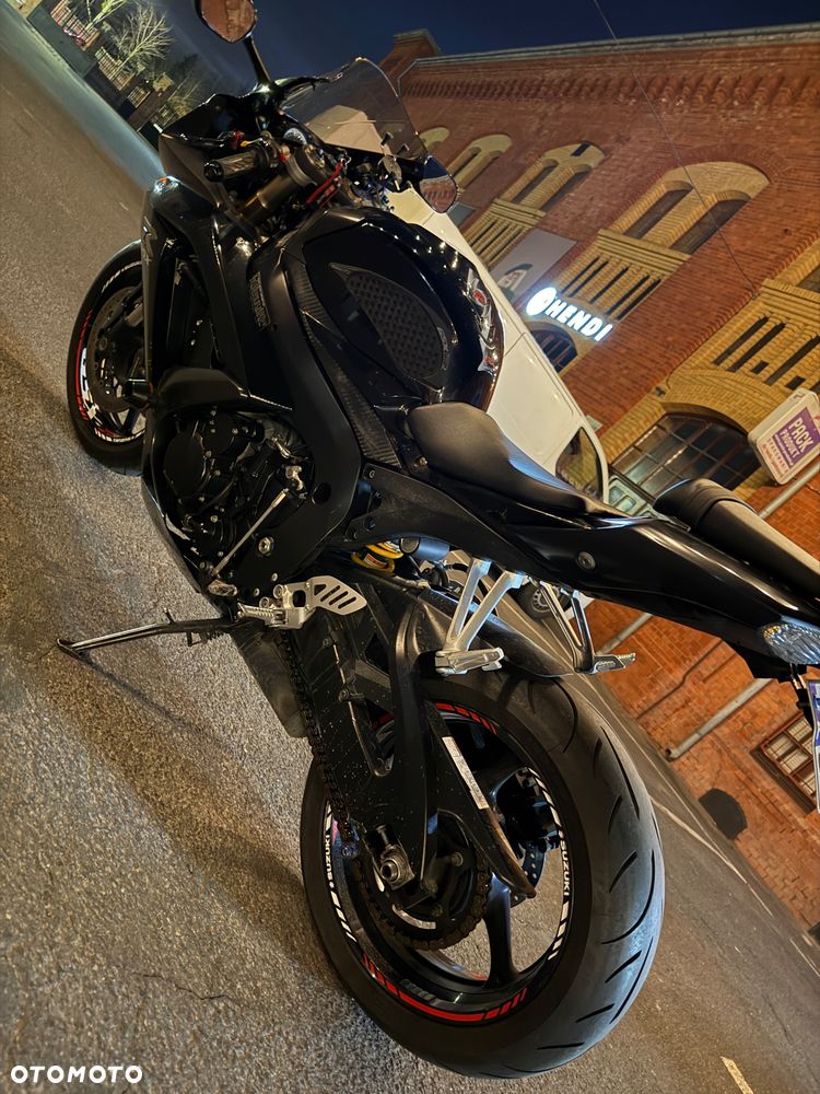 Suzuki GSX-R - 5