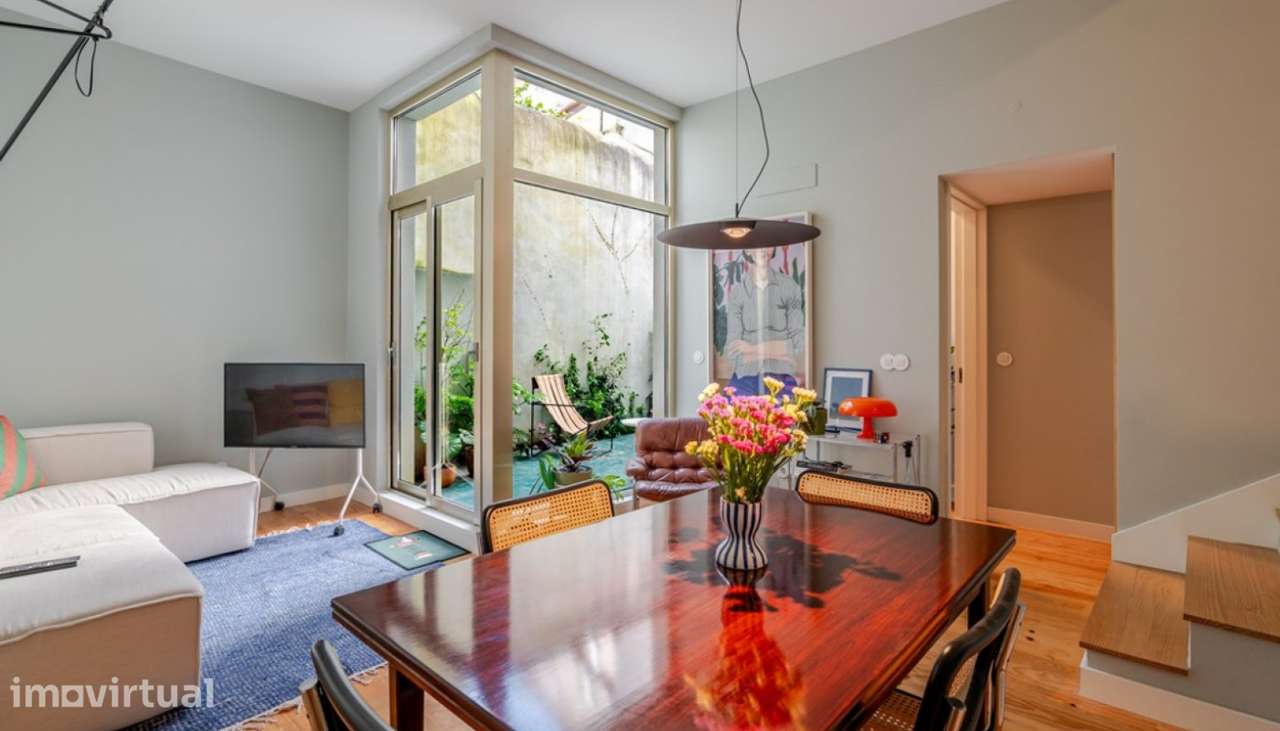 Apartamento T2 Duplex com pátio e varanda na Boavista no Porto - Grande imagem: 3/23