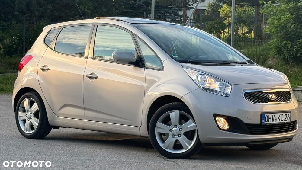 Kia Venga 1.4 CVVT Dream Team Edition - 1