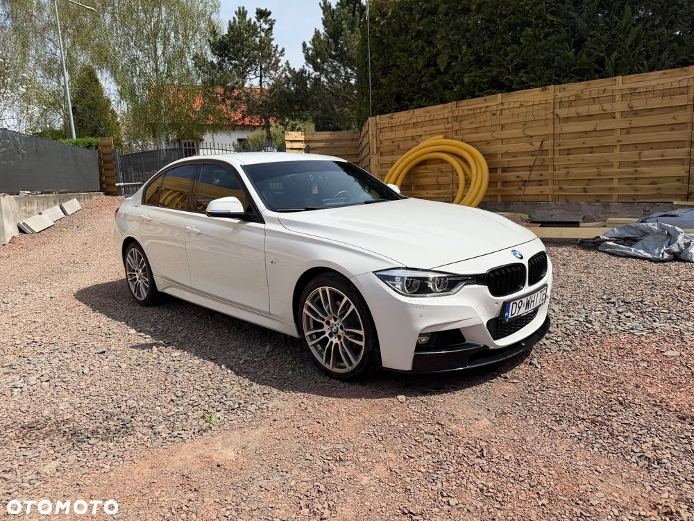 BMW Seria 3 320d xDrive M Sport - 4