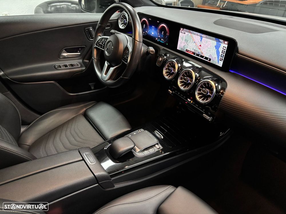 Mercedes-Benz A 250 e 8G-DCT Special Edition - 23