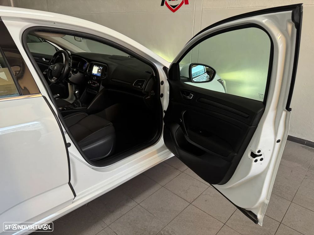 Renault Mégane 1.5 dCi Confort - 16