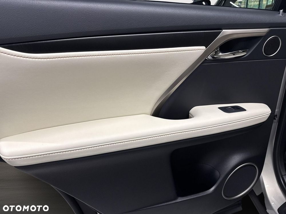 Lexus RX 450h F-Impression - 11