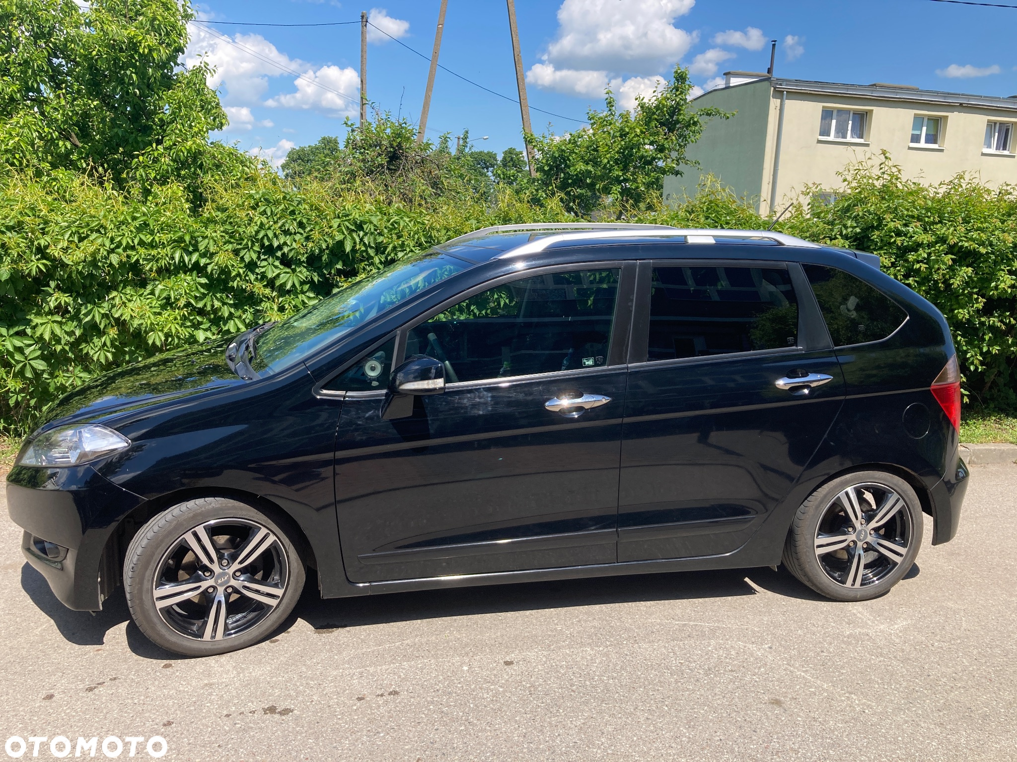 Honda FR-V - 10