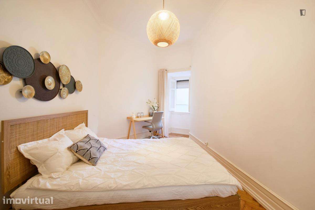 Quarto - localizado em Marquês de Pombal Lisbon - Grande imagem: 3/34