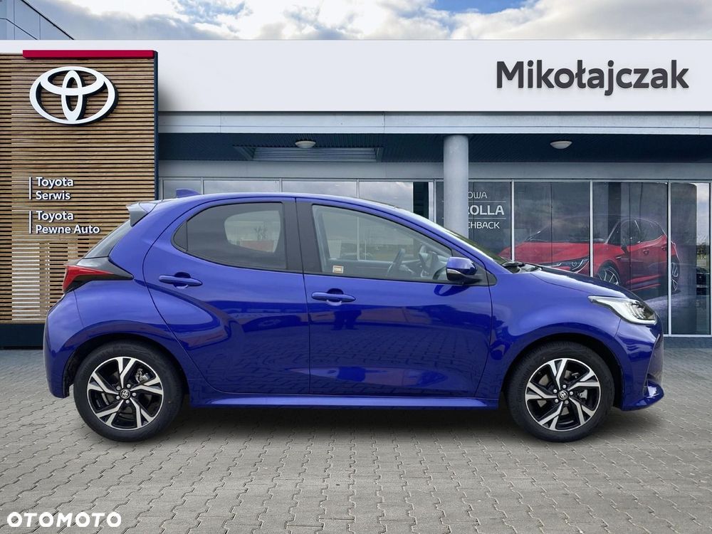 Toyota Yaris Hybrid 1.5 Style - 11