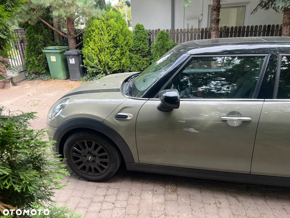MINI Cooper Standard - 3