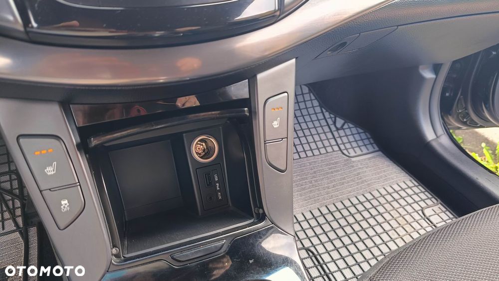 Hyundai i40 1.6 GDI Comfort + - 28