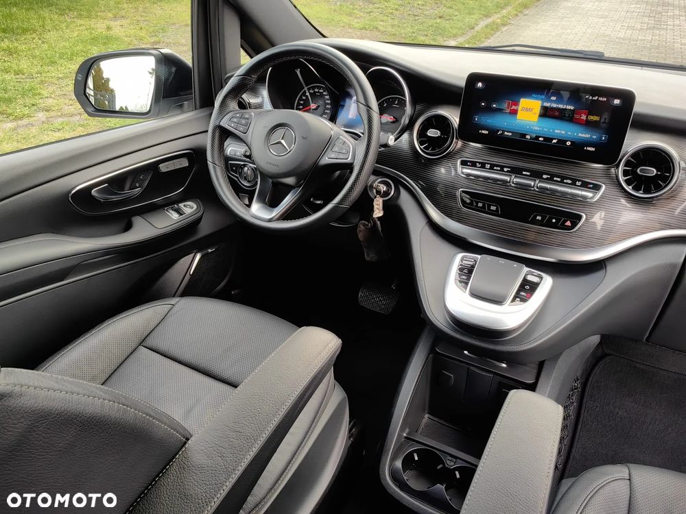 Mercedes-Benz Klasa V 300 d 4-Matic Avantgarde 9G-Tronic (ekstra d³) - 33