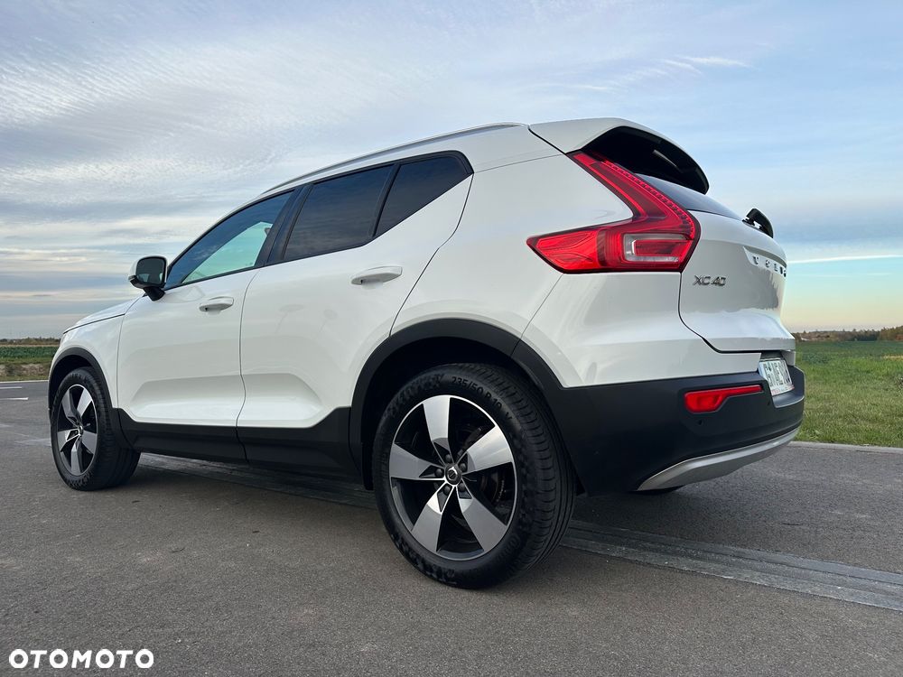 Volvo XC 40 T3 Momentum - 6