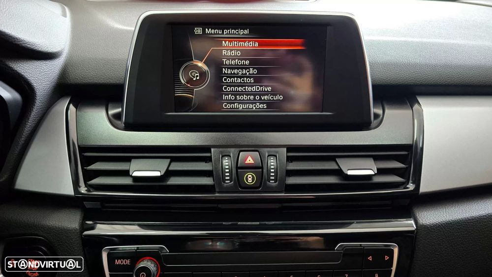 BMW 216 Active Tourer d Line Sport Auto - 41