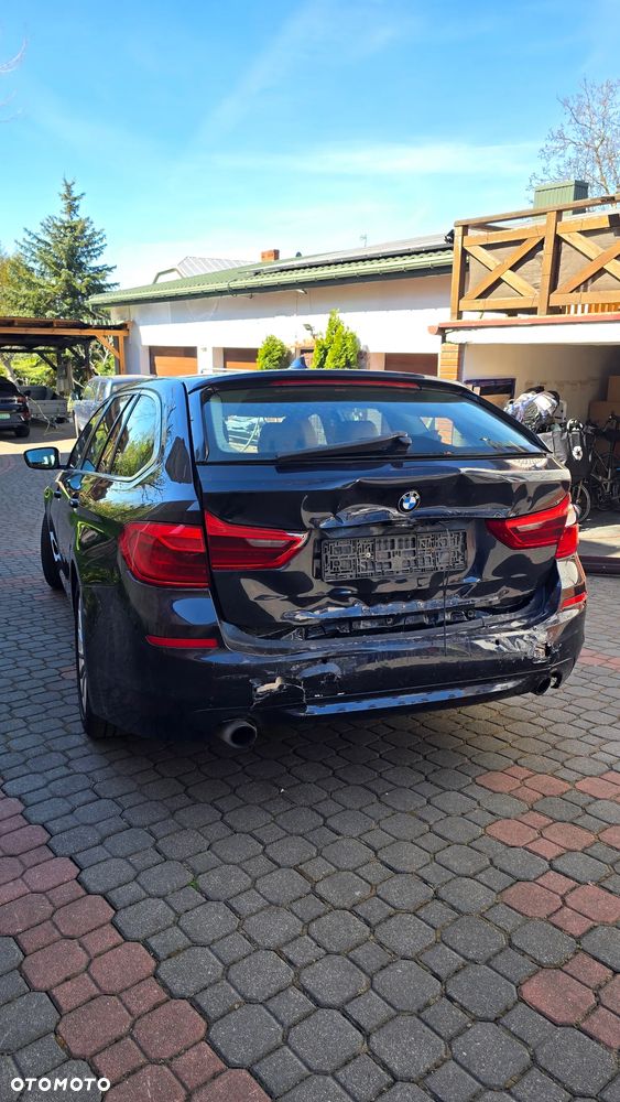 BMW Seria 5 520i GPF - 4