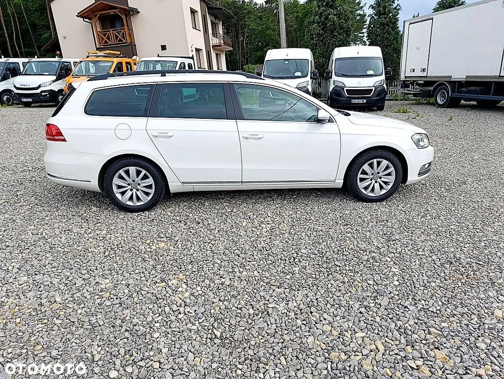 Volkswagen Passat 2.0 TDI Highline - 9