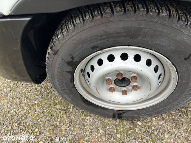 Iveco Daily 35S14 L3H2 2,3 140 KM klima tempomat - 25