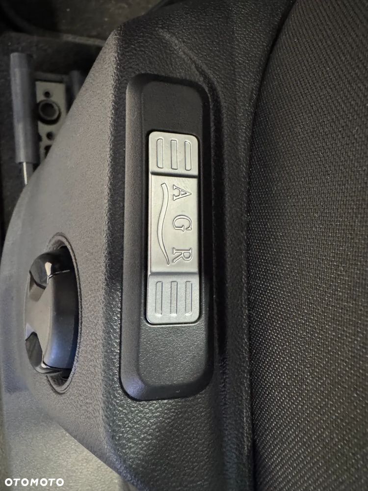 Ford Tourneo Connect 2.0 EcoBlue Titanium - 9