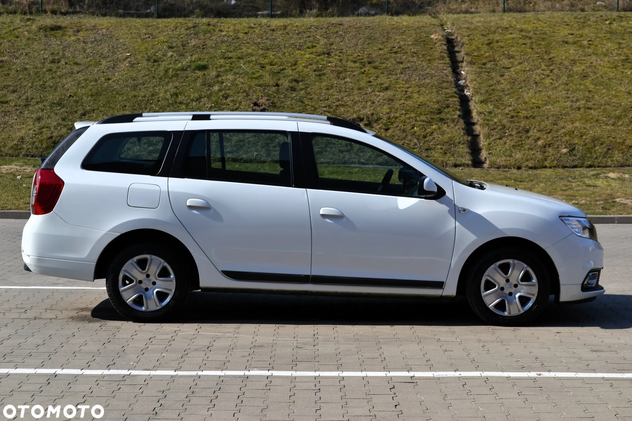 Dacia Logan MCV 1.5 Blue dCi Laureate - 28