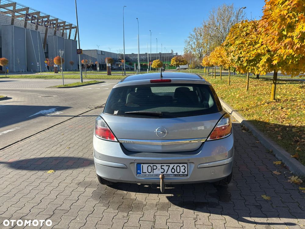 Opel Astra 1.6 Enjoy EasyTronic - 5