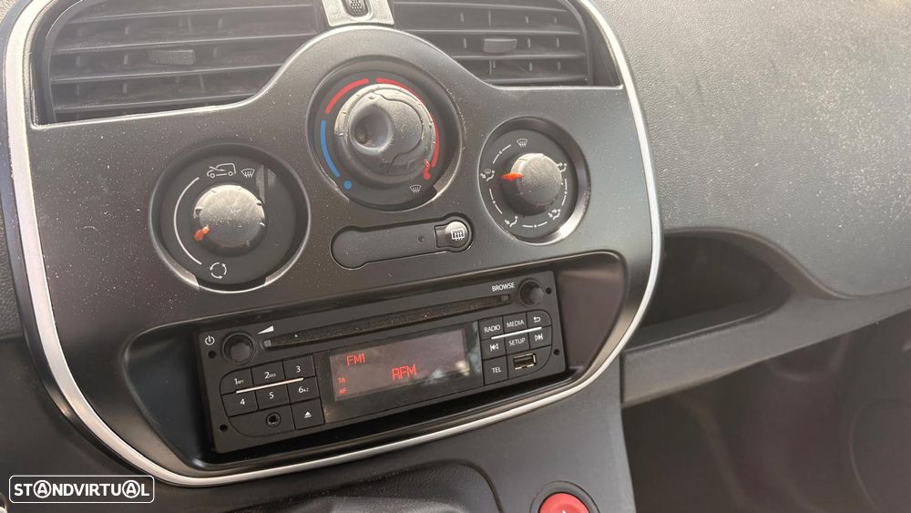 Renault KANGOO EXPRESS 1.5 BLUE DCI 95 MAXI CONFORT - 8