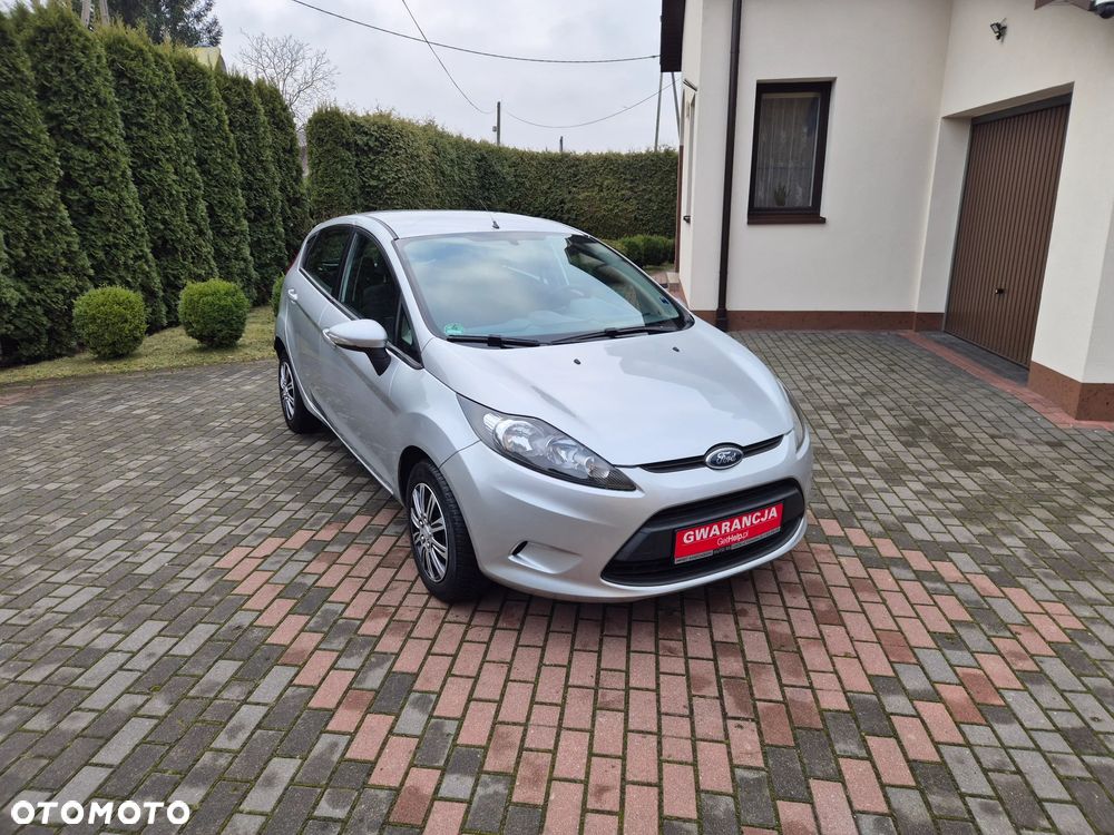 Ford Fiesta 1.25 Champions Edition - 22