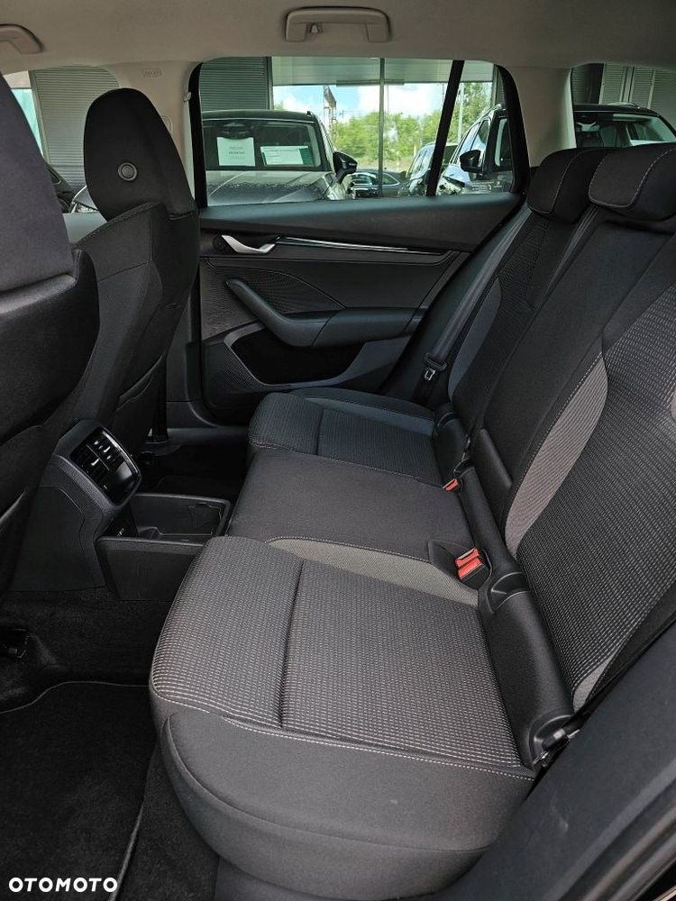 Skoda Octavia 1.5 TSI Selection - 37
