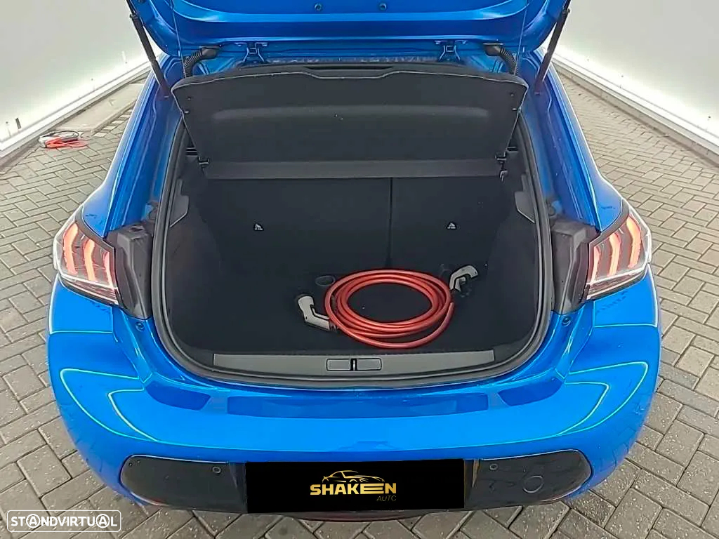 Peugeot e-208 50 kWh GT - 12