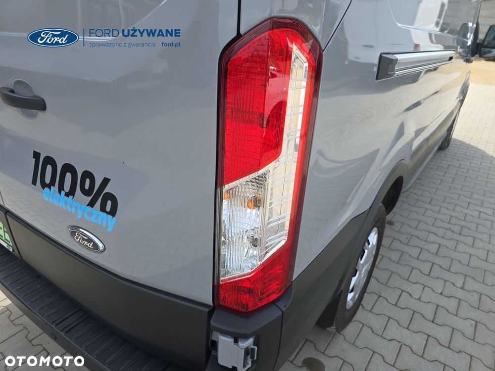 Ford Transit - 10