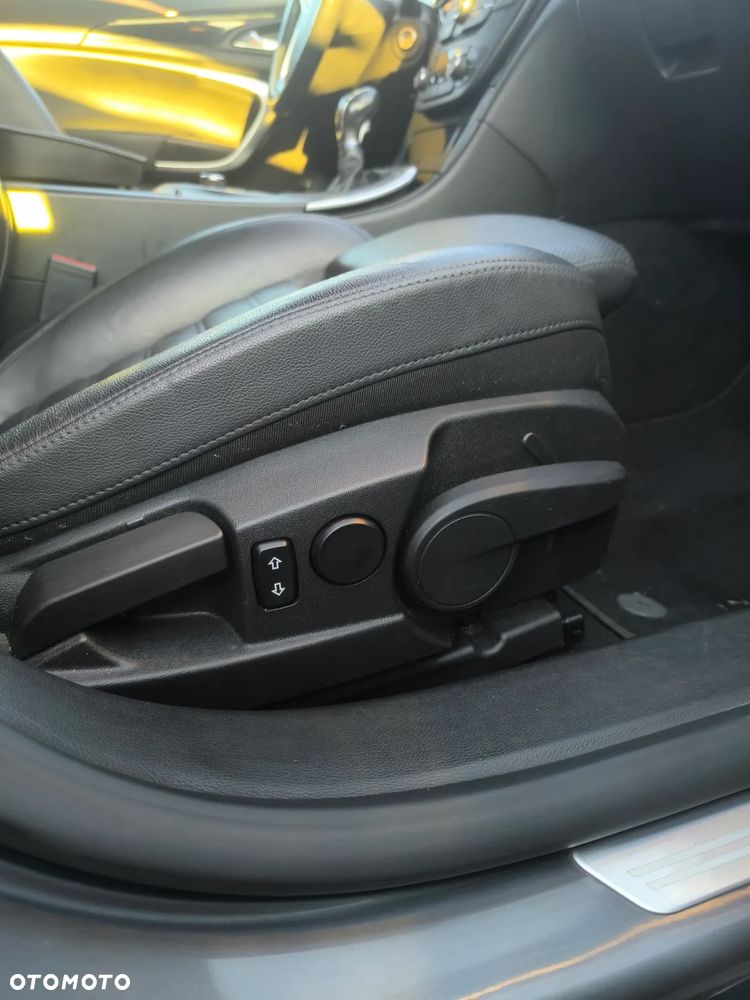 Opel Insignia 2.0 CDTI - 14