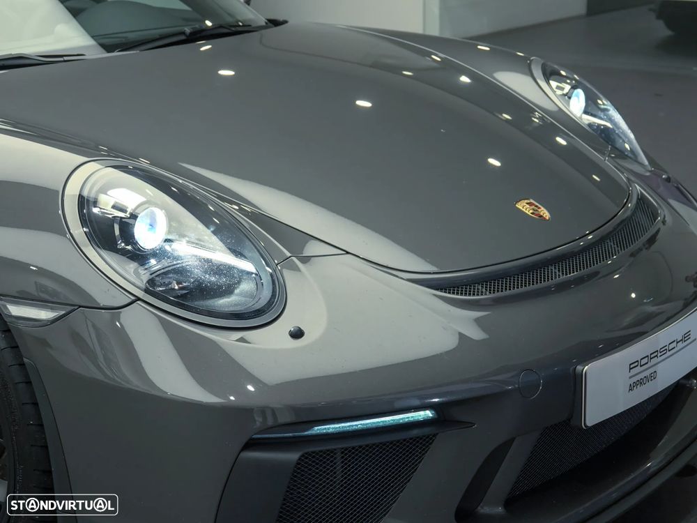 Porsche 911 Série F - 29