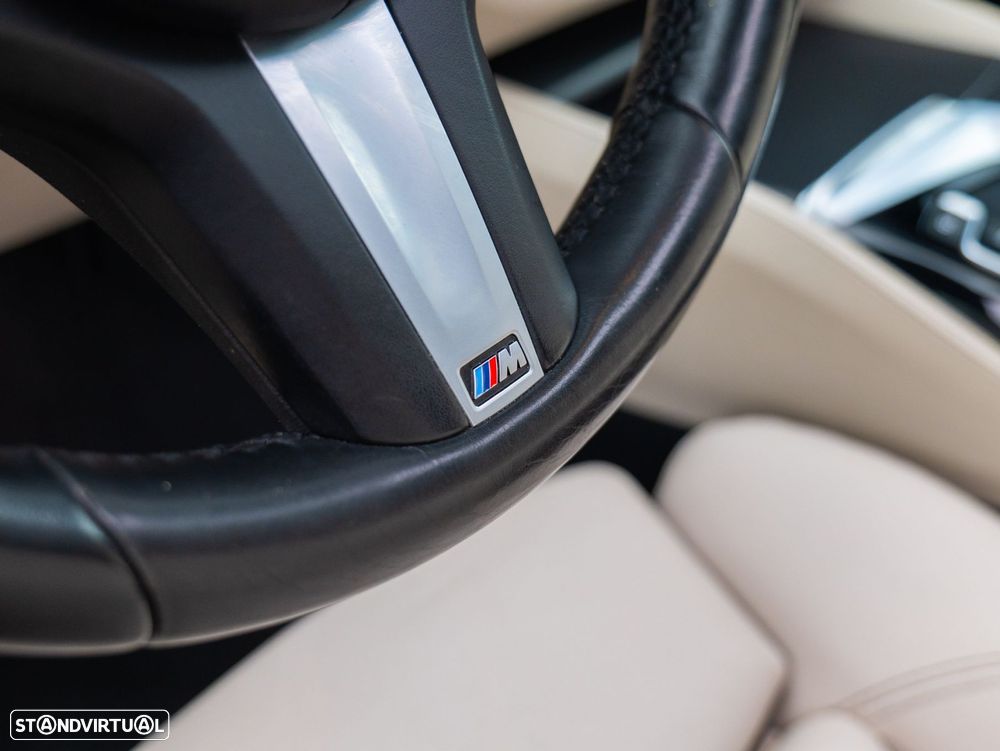 BMW 520 d Pack Desportivo M Auto - 19