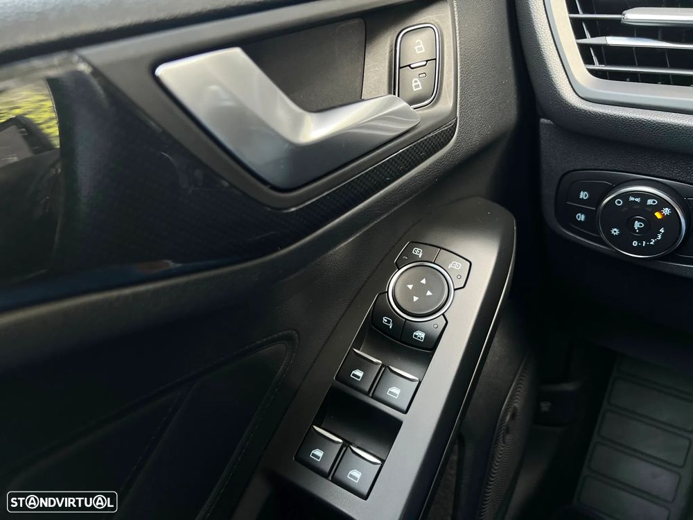 Ford Focus SW 1.0 EcoBoost MHEV ST-Line - 19